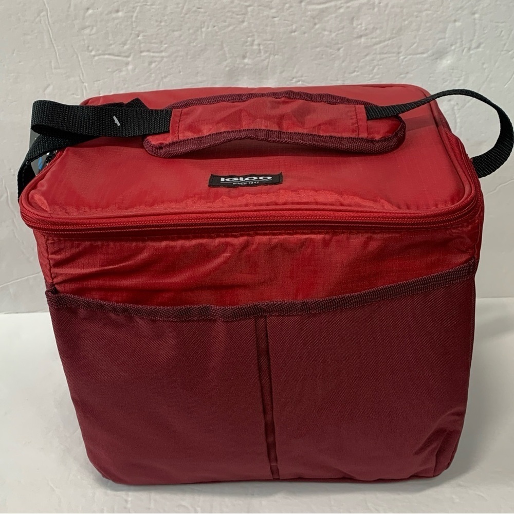 Igloo 24 Can Softside Cooler Bag Red Dual Compartment NWT